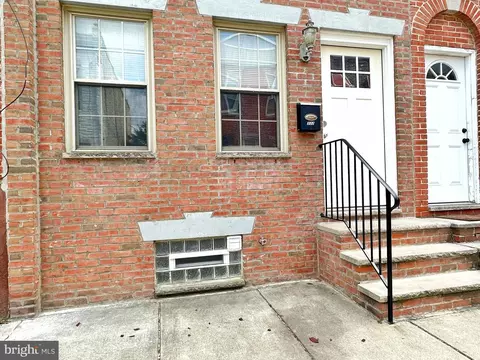 332 Emily St, Philadelphia, PA 19148