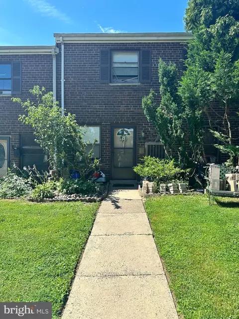 7015 Ridge Ave #27, Philadelphia, PA 19128