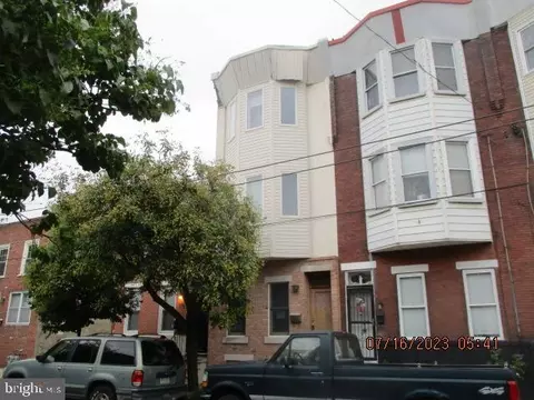 213 Tasker St, Philadelphia, PA 19148