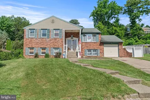 9016 Cargill Ln, Philadelphia, PA 19115