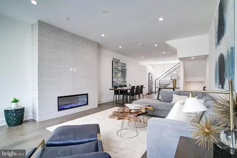 1757 N Howard, Philadelphia, PA 19122