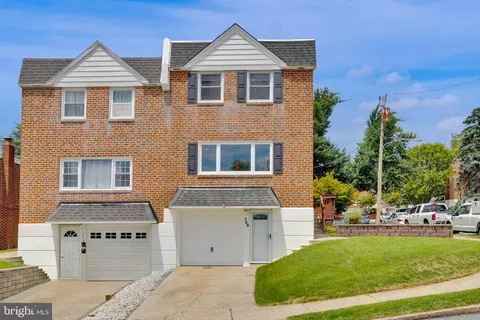 755 Hill Rd, Philadelphia, PA 19128