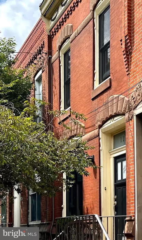 1115 Wolf St, Philadelphia, PA 19148
