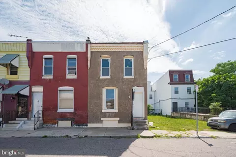 937 N 45th St, Philadelphia, PA 19104