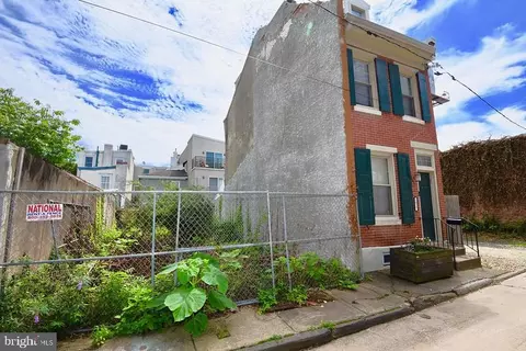 32628 E Wildey St, Philadelphia, PA 19125
