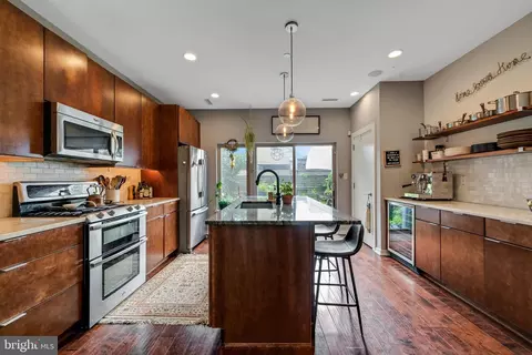 1232 E Oxford St, Philadelphia, PA 19125