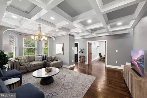 269 W Harvey St, Philadelphia, PA 19144
