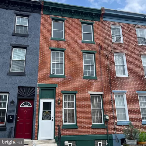 1817 Memphis St, Philadelphia, PA 19125