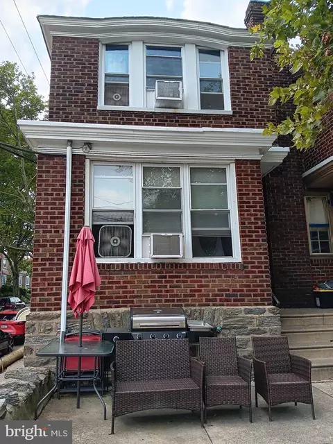 4034 Robbins Ave, Philadelphia, PA 19135