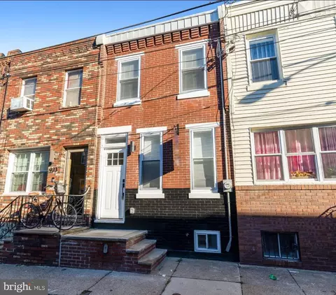 921 Sigel St, Philadelphia, PA 19148