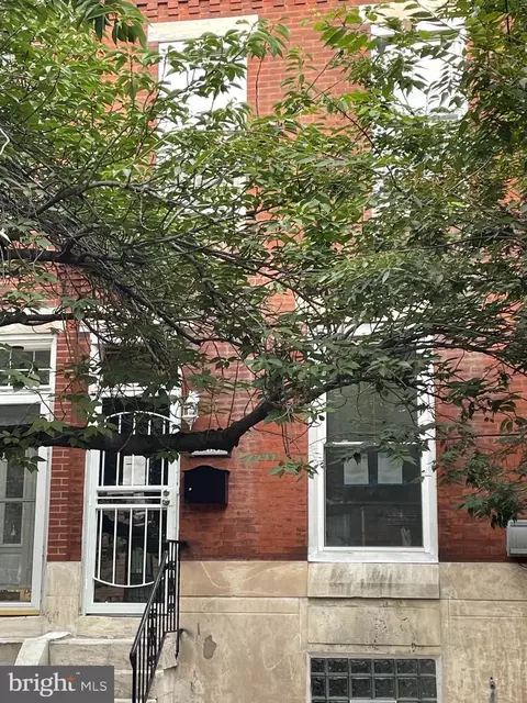 1319 Moore St, Philadelphia, PA 19148