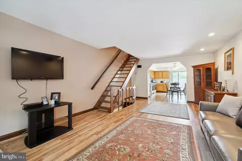 1149 Gerritt St, Philadelphia, PA 19147