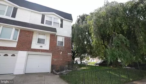 10929 Templeton Dr, Philadelphia, PA 19154