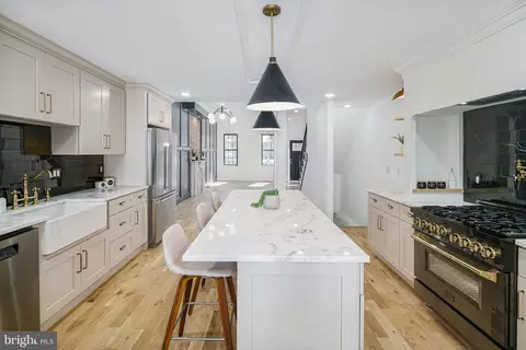 1633 Wharton St, Philadelphia, PA 19146