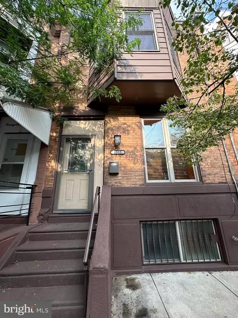 2525 S 16th St, Philadelphia, PA 19145