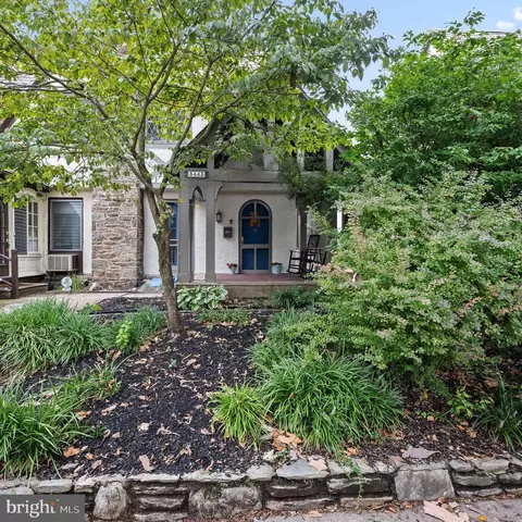 3443 W Queen Ln, Philadelphia, PA 19129
