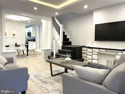 802 S Allison St, Philadelphia, PA 19143