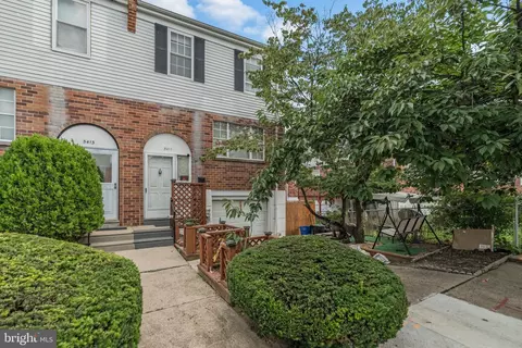 5411 Hawthorne St, Philadelphia, PA 19124