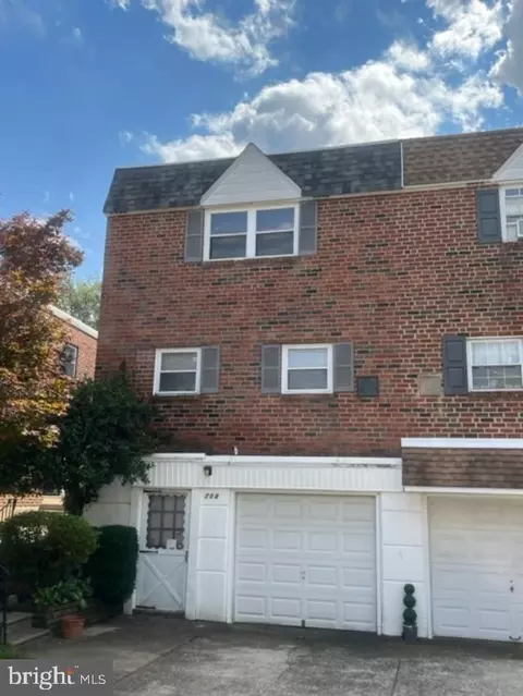 708 Bergen St, Philadelphia, PA 19111