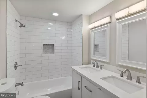 2133 E Albert, Philadelphia, PA 19125