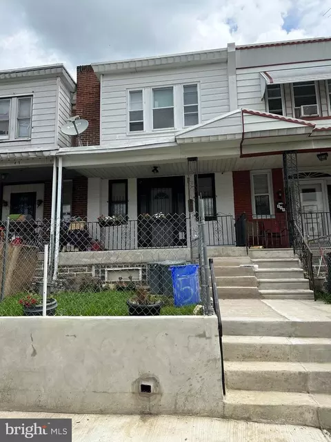 593 Anchor St, Philadelphia, PA 19120