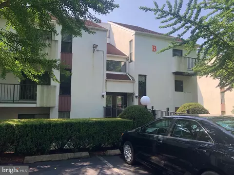 301 Byberry Rd #B-2, Philadelphia, PA 19116