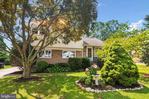 578 Paoli Ave, Philadelphia, PA 19128
