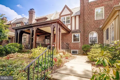 3432 W Queen Ln, Philadelphia, PA 19129