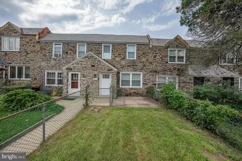 7311 Sherwood Rd, Philadelphia, PA 19151