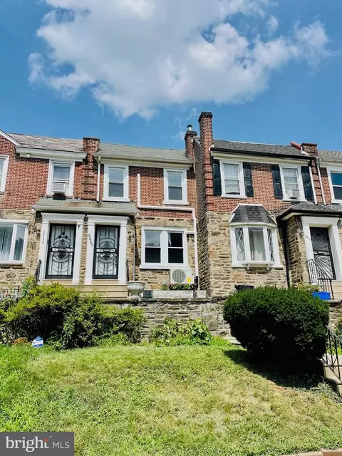 6647 Sprague St, Philadelphia, PA 19119