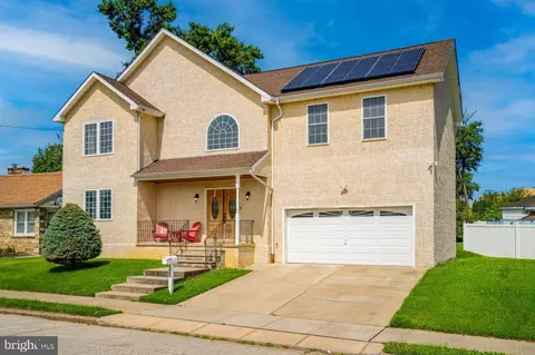 9620 Dungan Rd, Philadelphia, PA 19115