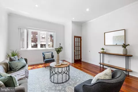 1015 Snyder Ave, Philadelphia, PA 19148