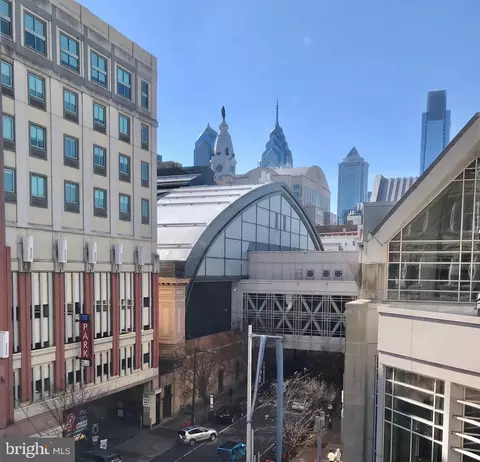 1027 Arch St #402, Philadelphia, PA 19107
