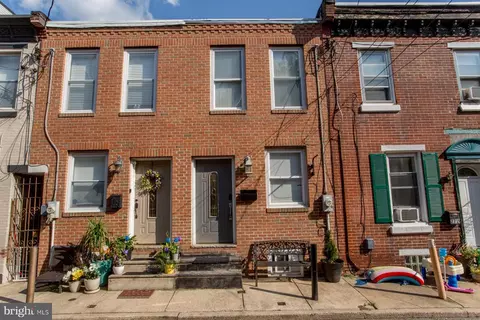 2721 Webb St, Philadelphia, PA 19134