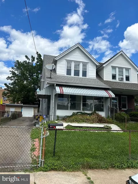 1821 Murray St, Philadelphia, PA 19115