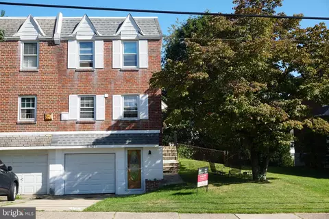 11921 Stevens Rd, Philadelphia, PA 19116