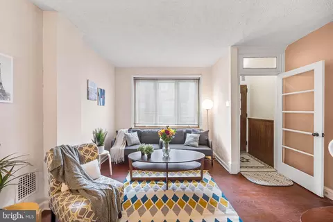 1933 S Lambert St, Philadelphia, PA 19145