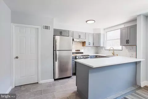 1433 Benner St, Philadelphia, PA 19149