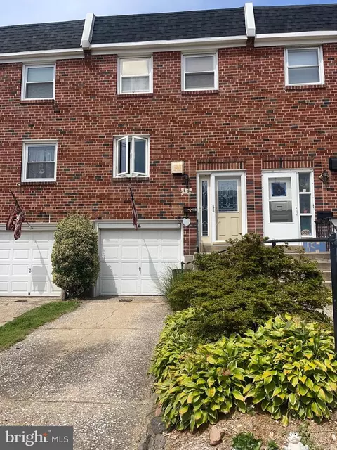 227 Sumac St, Philadelphia, PA 19128