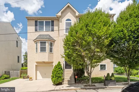 244 Dupont St, Philadelphia, PA 19128