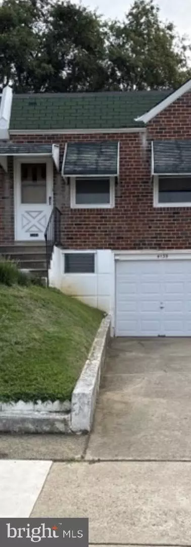 4139 Glenview St, Philadelphia, PA 19135