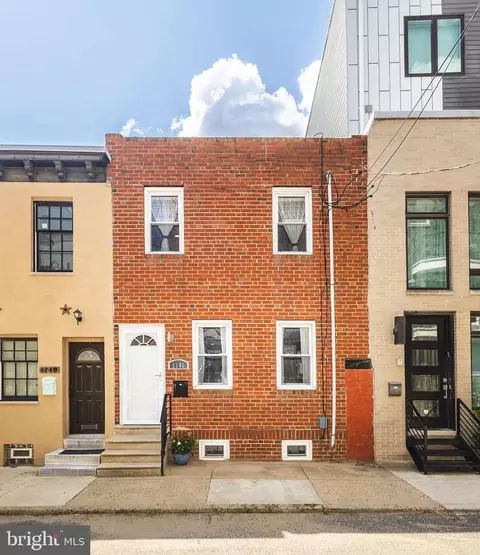 1146 S Sydenham St, Philadelphia, PA 19146