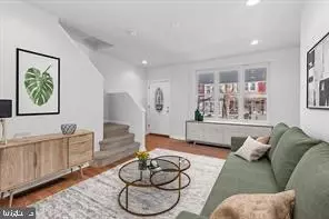 1918 Laveer St, Philadelphia, PA 19141