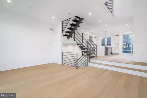 2508 E Cumberland St #6, Philadelphia, PA 19125