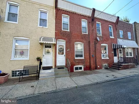 2625 E Birch St, Philadelphia, PA 19134