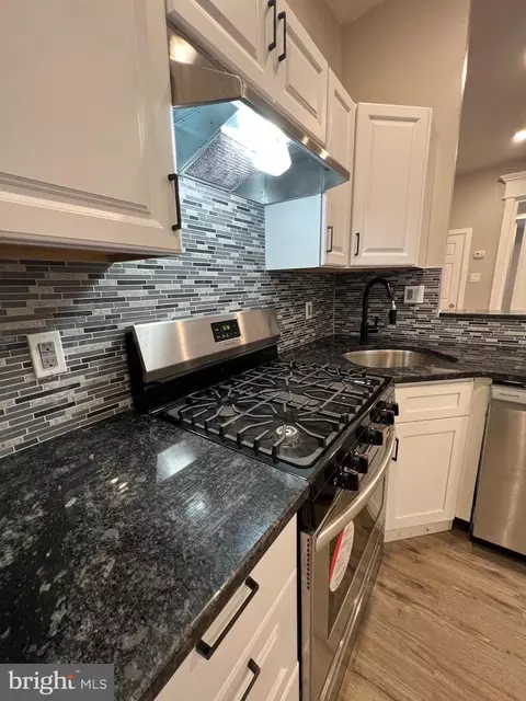 2547 N 32nd St, Philadelphia, PA 19132