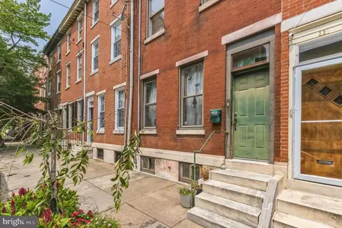 323 Wharton St, Philadelphia, PA 19147