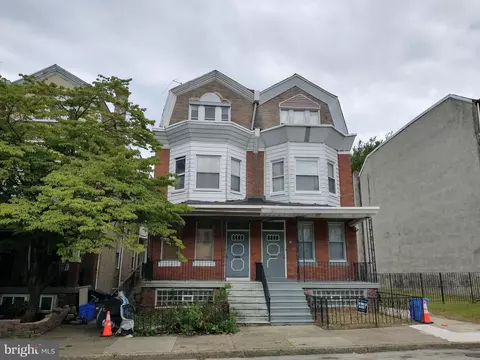 77 W Sharpnack St, Philadelphia, PA 19119