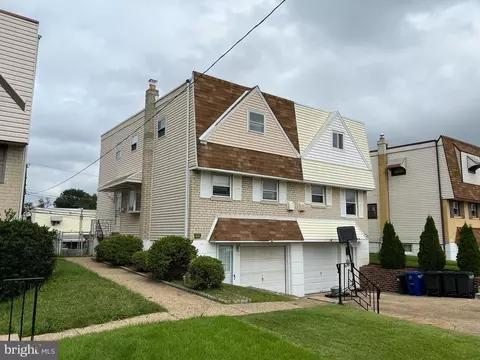 3441 Fitler St, Philadelphia, PA 19114