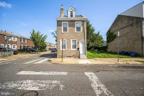 4627 Hawthorne St, Philadelphia, PA 19124